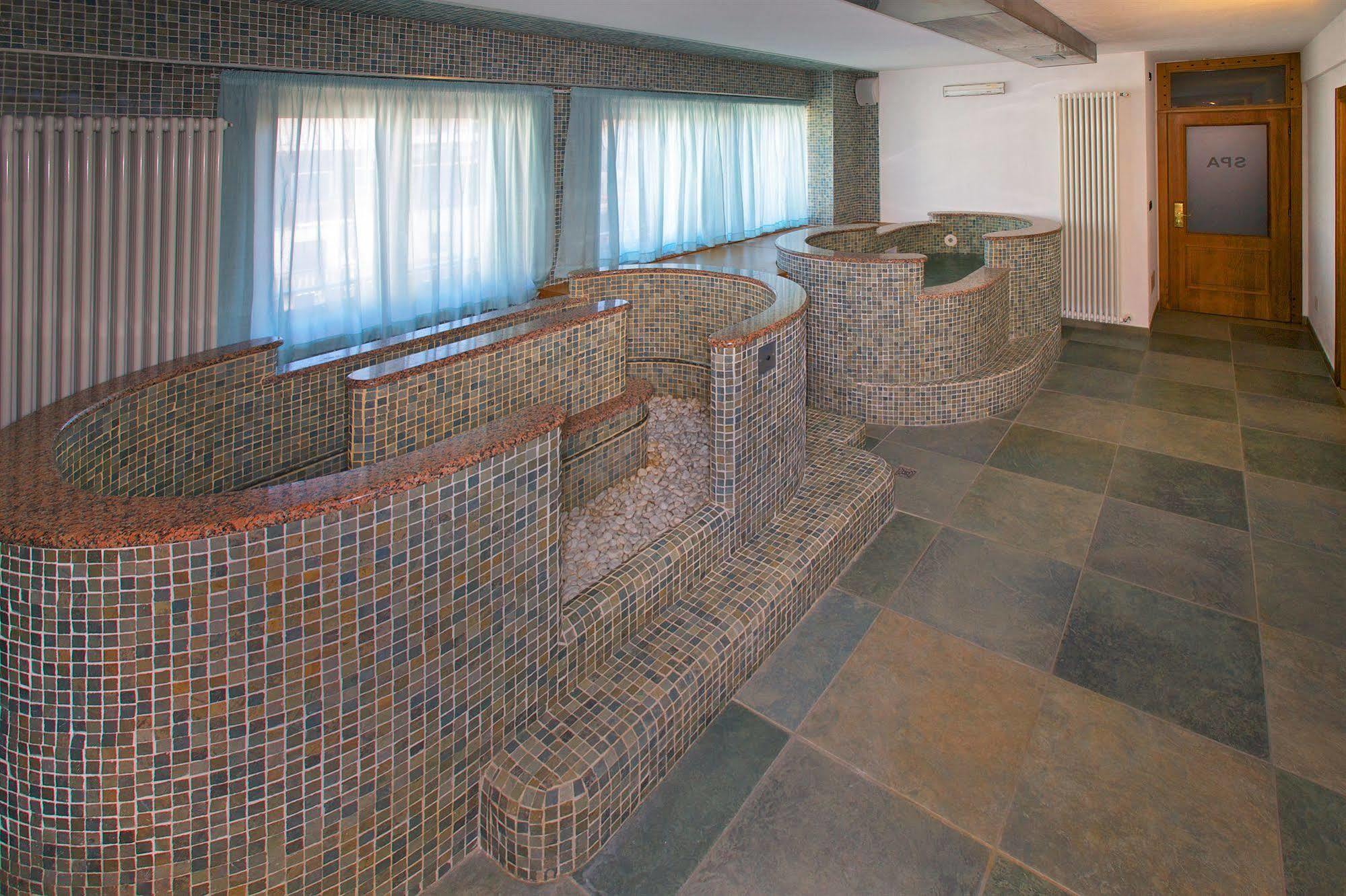 Hotel Savoia Debili Oulx Dış mekan fotoğraf